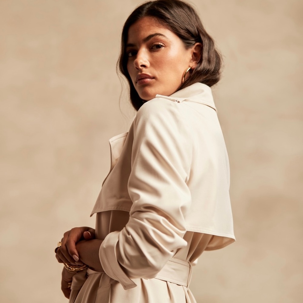 Banana Republic Soft Trench Coat (Size S). New with tags!
